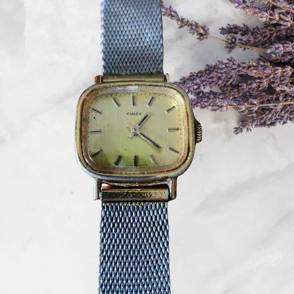 Ladies Vintage Timex Watch 51720 02378 17 Jewels … - image 1