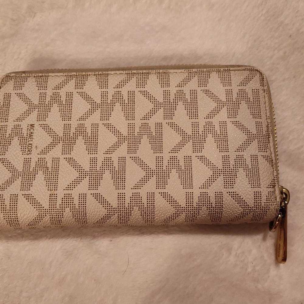 Vintage Michael Kors Wallet - image 4