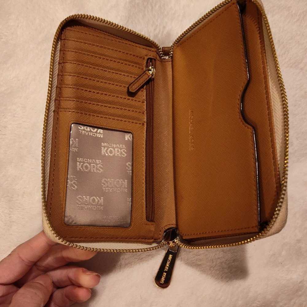 Vintage Michael Kors Wallet - image 7