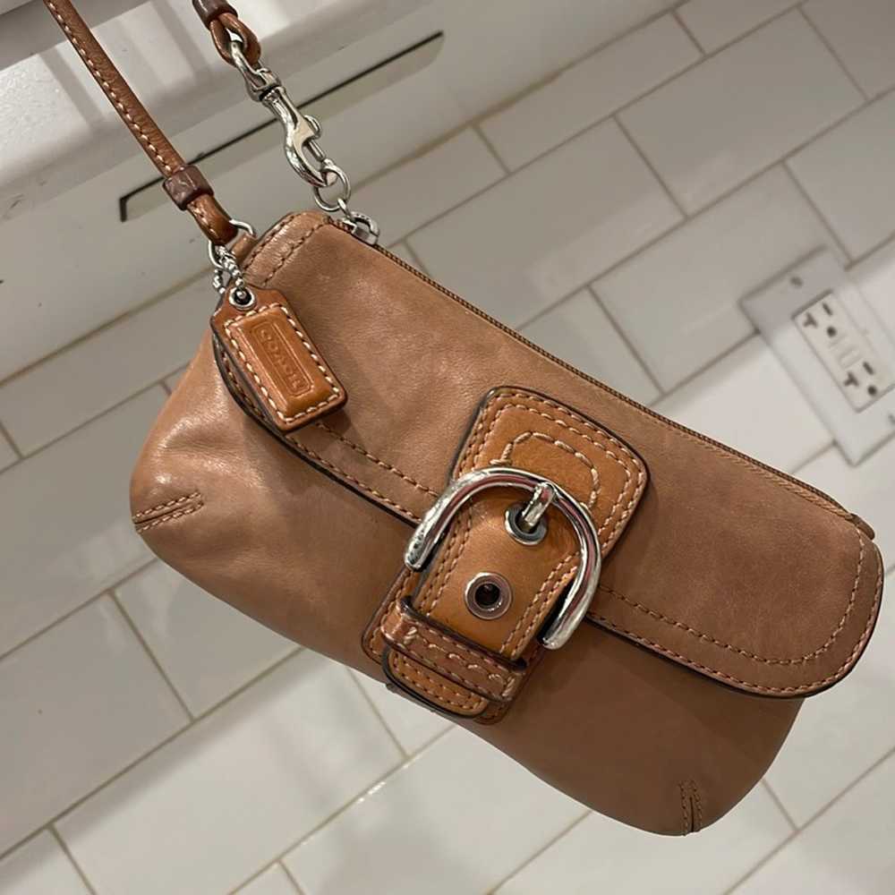 Coach vintage wristlet leather - image 10