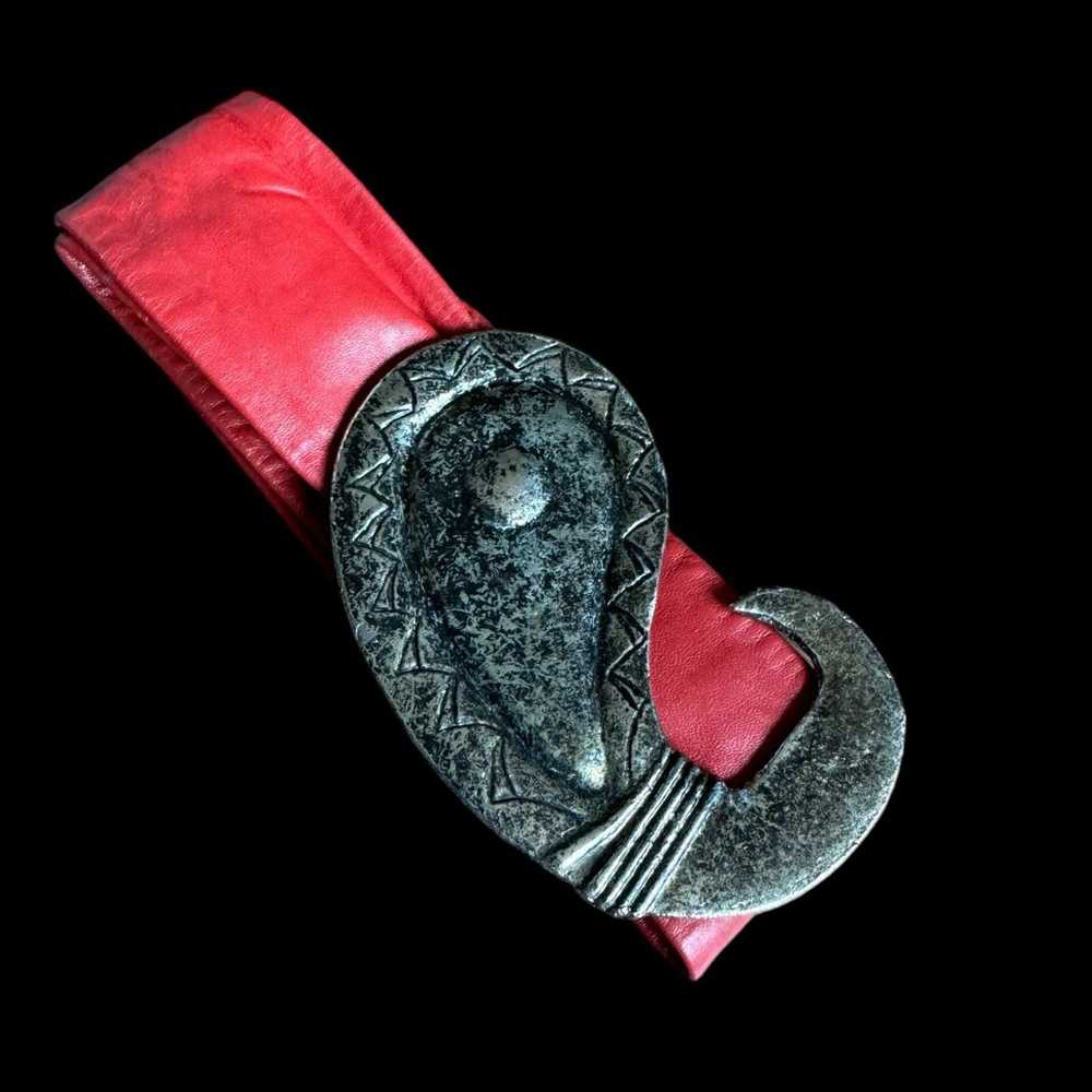 Beautiful vintage 1980’s red leather big pendant … - image 2