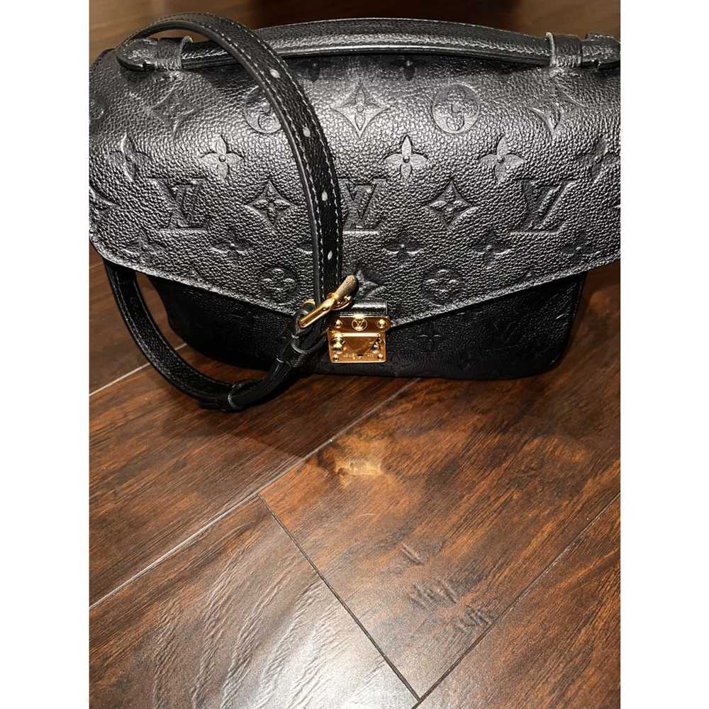 Louis Vuitton Metis leather handbag - image 9