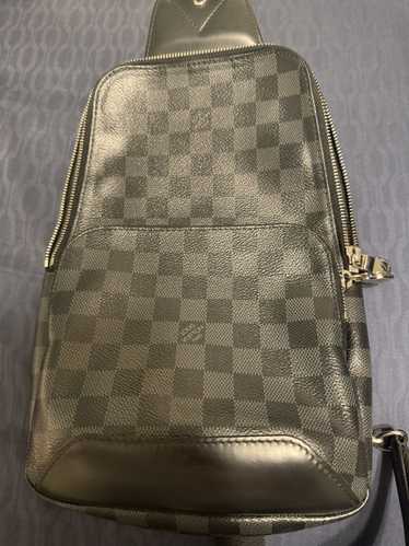 Louis Vuitton Louis Vuitton sling avenue bag