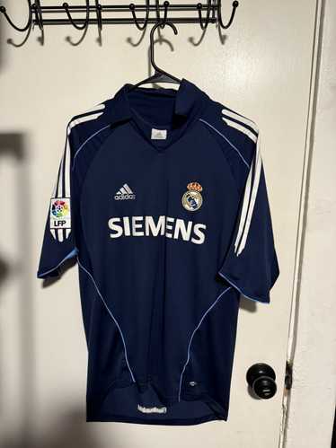 Real Madrid × Soccer Jersey × Vintage Real madrid 