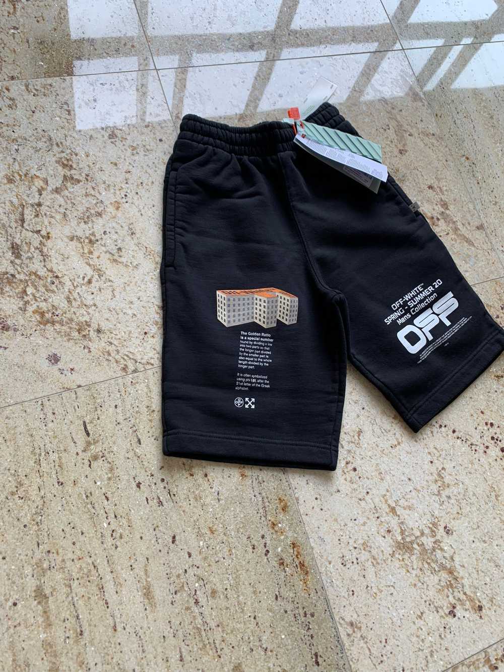 Off-White Wavy Line Logo Sweat Shorts - image 2