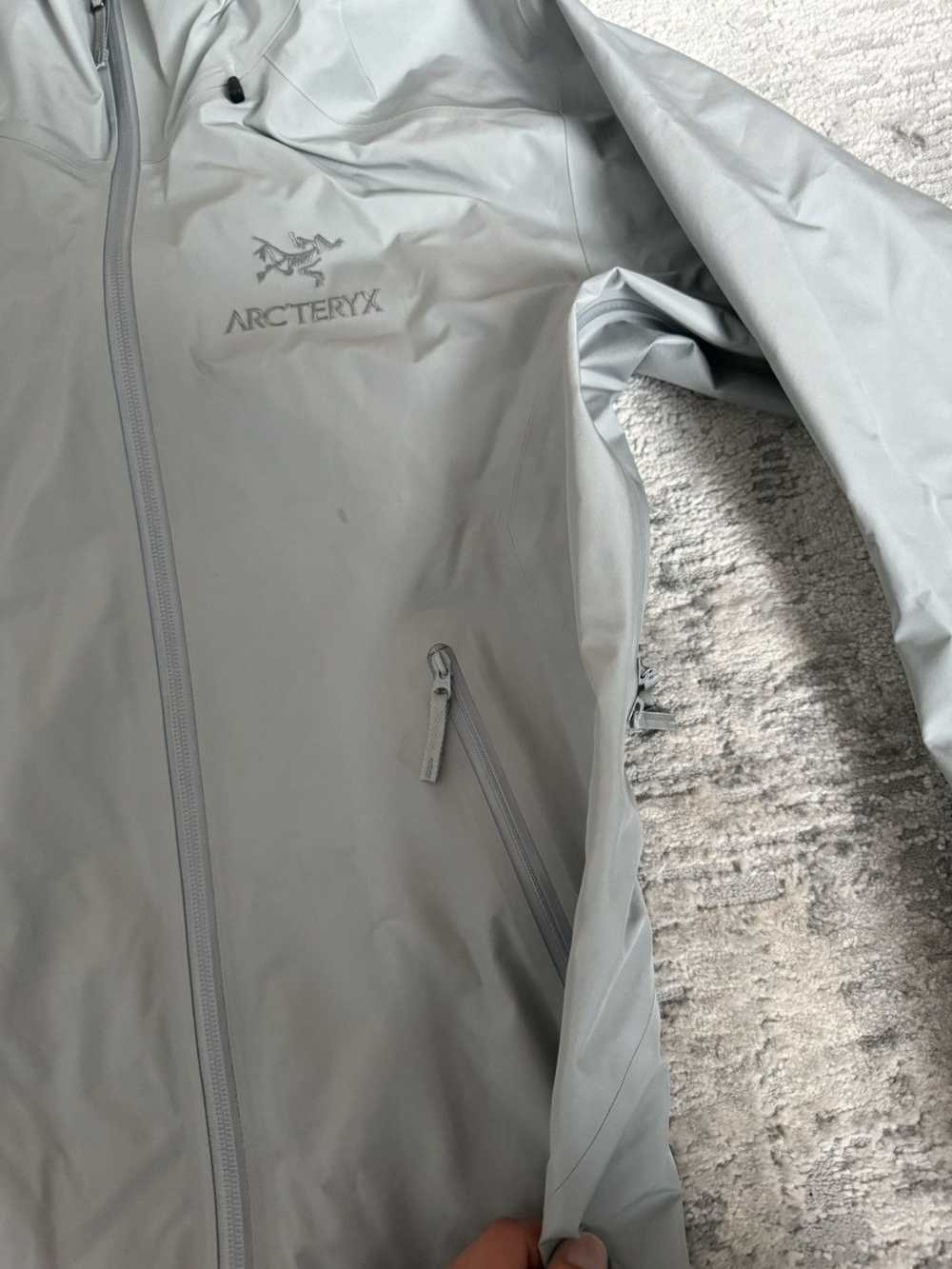 Arc'Teryx Arc’teryx Beta LT Jacket Grey - image 4