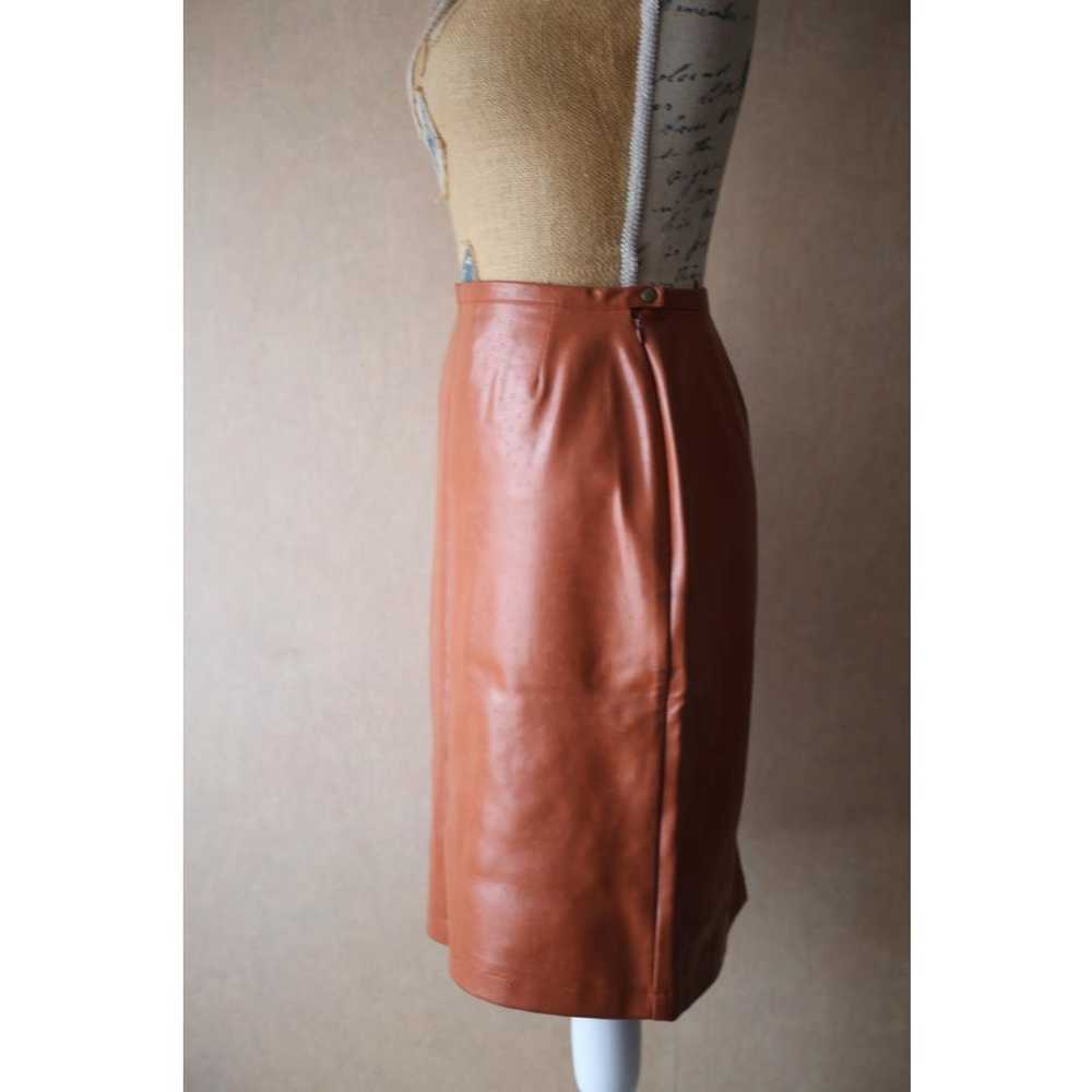 Non Signé / Unsigned Leather mini skirt - image 2