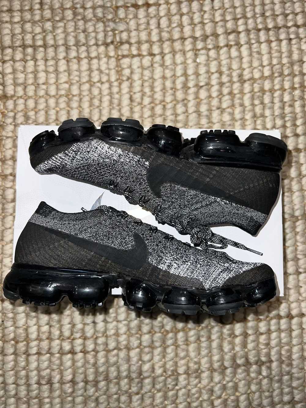 Nike Nike Air Vapormax Flyknit - image 2