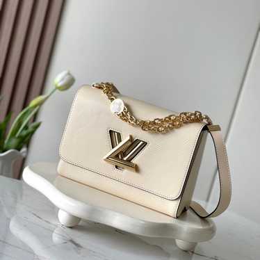 Louis Vuitton Shoulder Bag - image 1