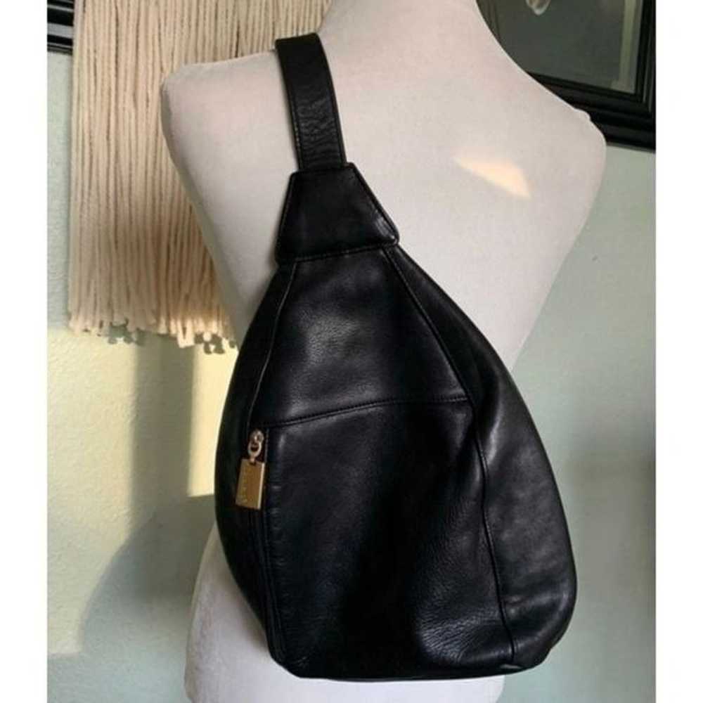 Tignanelo Black Leather Sling Bag - image 7