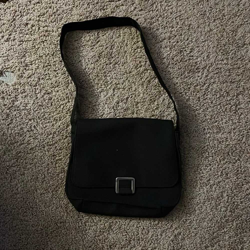 Vintage black shoulder bag no imperfections - image 1