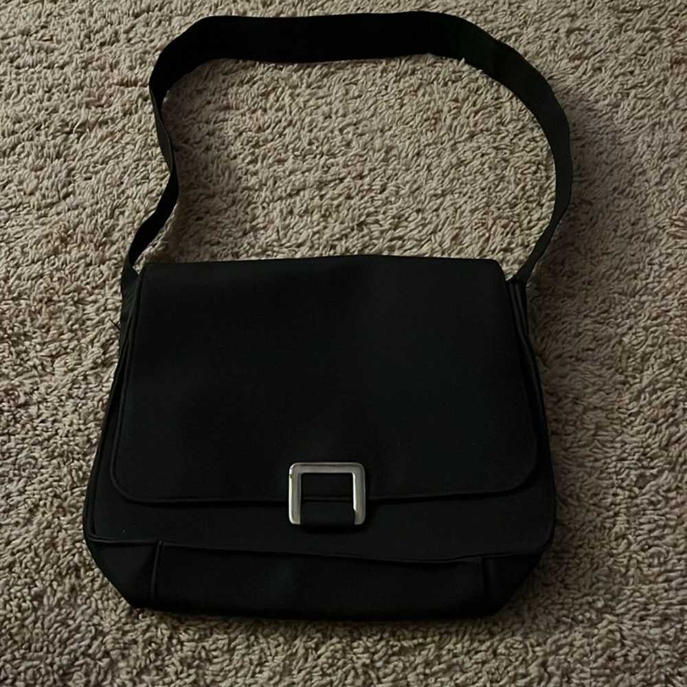 Vintage black shoulder bag no imperfections - image 4