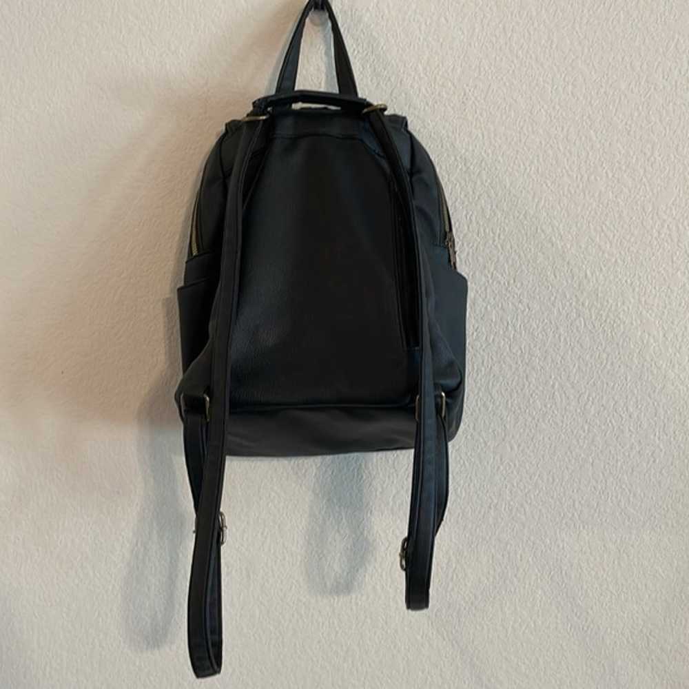 Revive Vintage Women's Vegan Leather Back Pack Br… - image 3