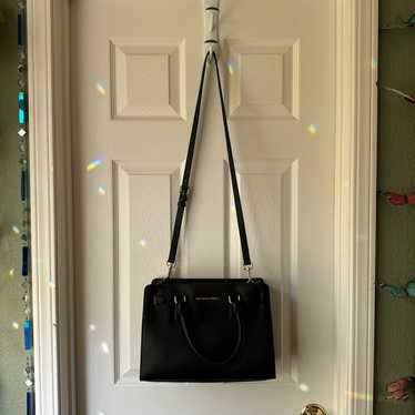 Black Micheal Kors Purse