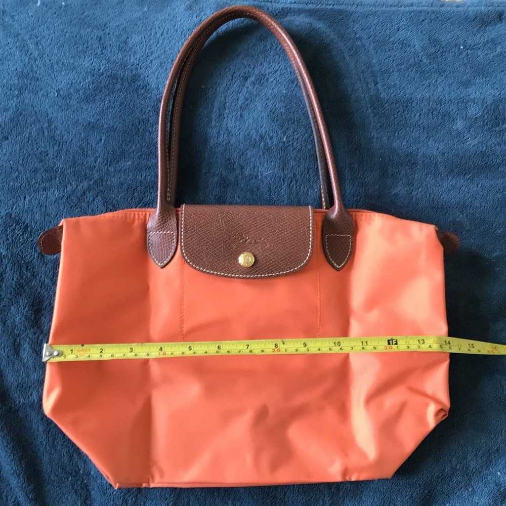 Longchamp le pliage orange medium long handle tote - image 1