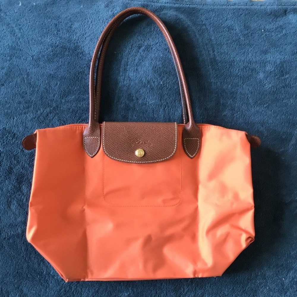 Longchamp le pliage orange medium long handle tote - image 2