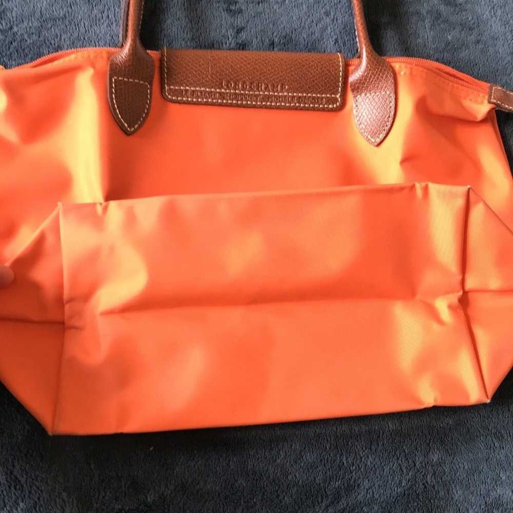 Longchamp le pliage orange medium long handle tote - image 7