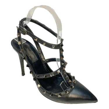 Valentino Garavani Rockstud leather heels