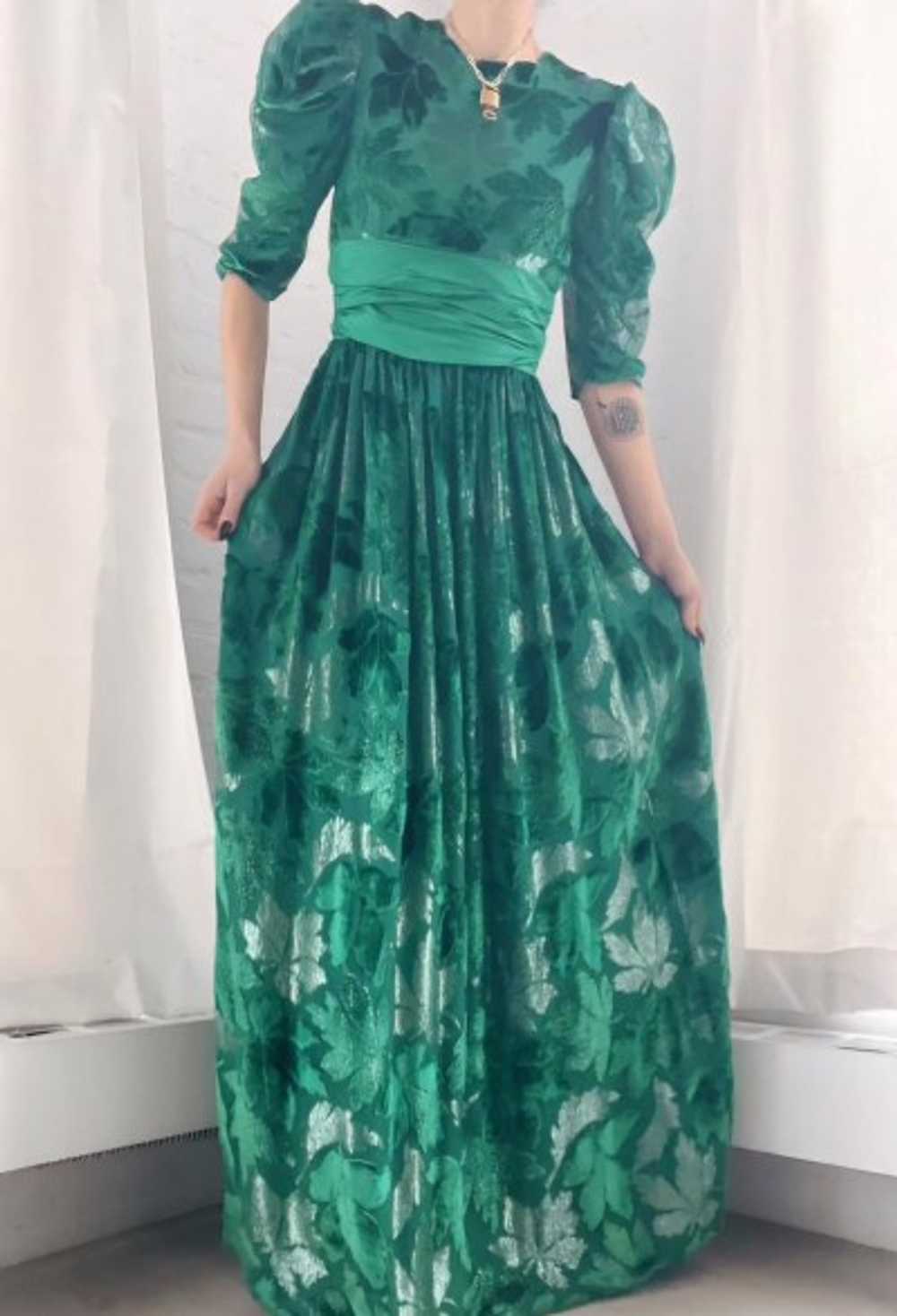 silk Elizabeth Arden emerald velvet burnout dress - image 1