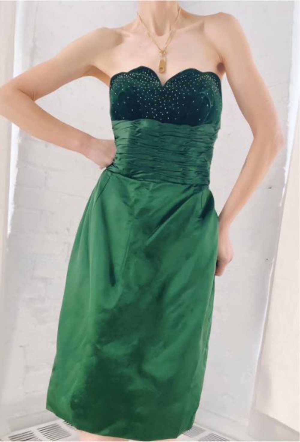 silk Neiman Marcus emerald dress - image 3