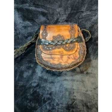 Vintage Western hippie thick tooled leather bag. C