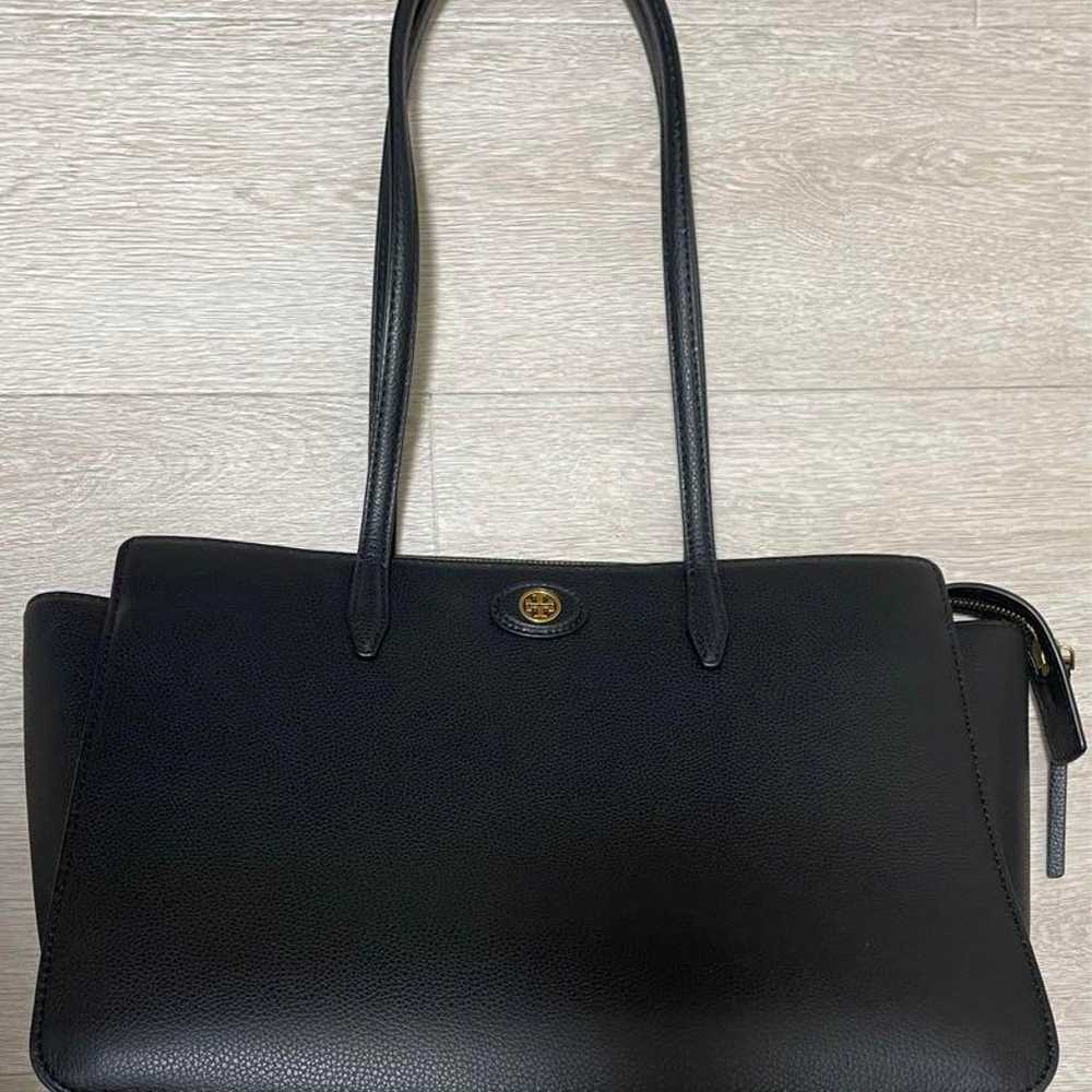 A4 TORY BURCH Robinson Pebbled Tote Black - image 5