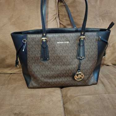 Michael Kors tote