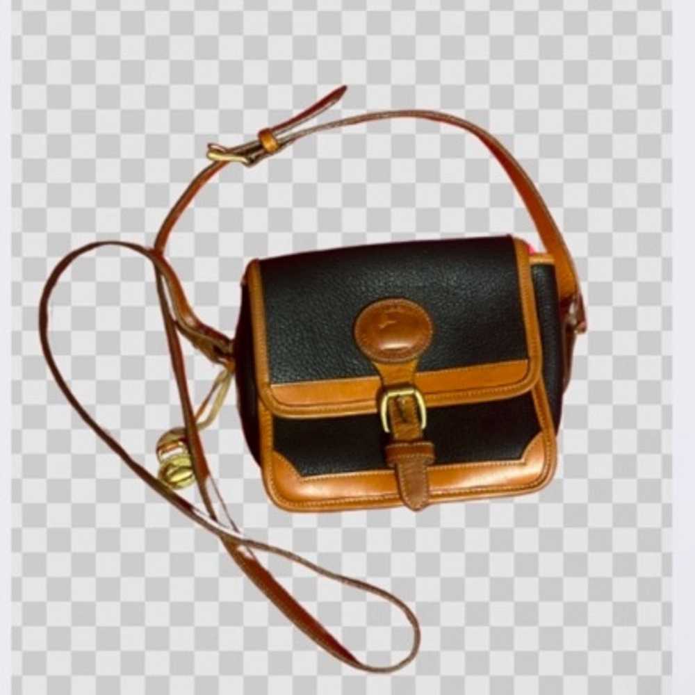 Dooney & Bourke mini - image 1