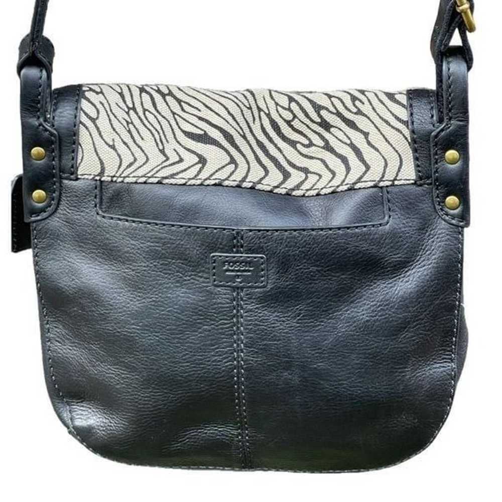 Vintage Fossil zebra striped crossbody bag. - image 5