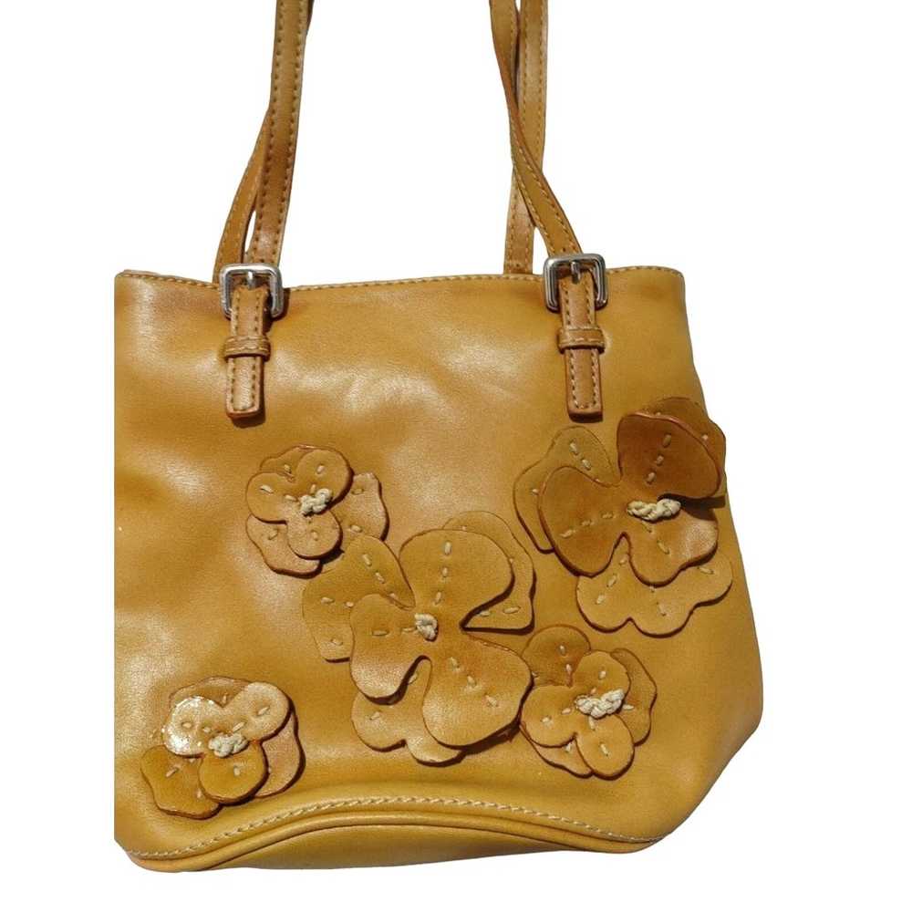 Nine West vintage retro faux leather tan floral p… - image 2