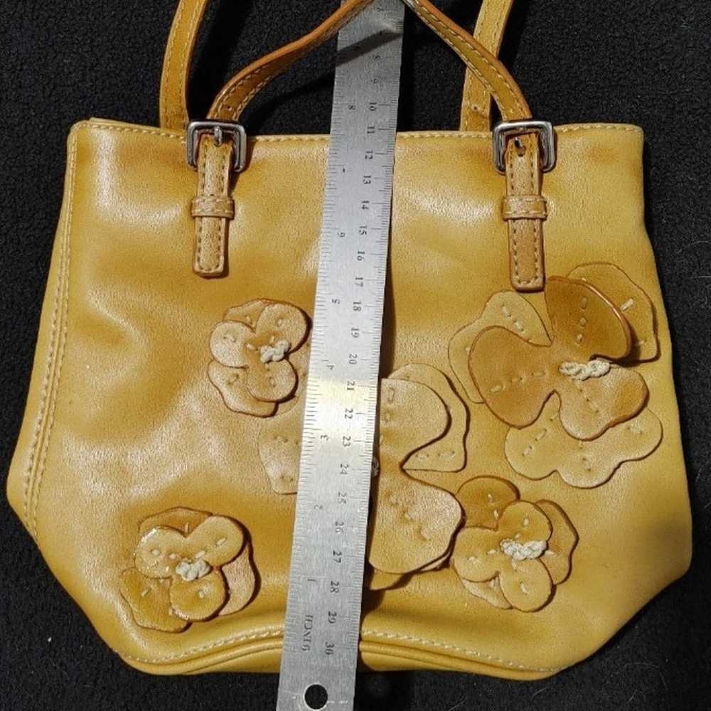 Nine West vintage retro faux leather tan floral p… - image 5