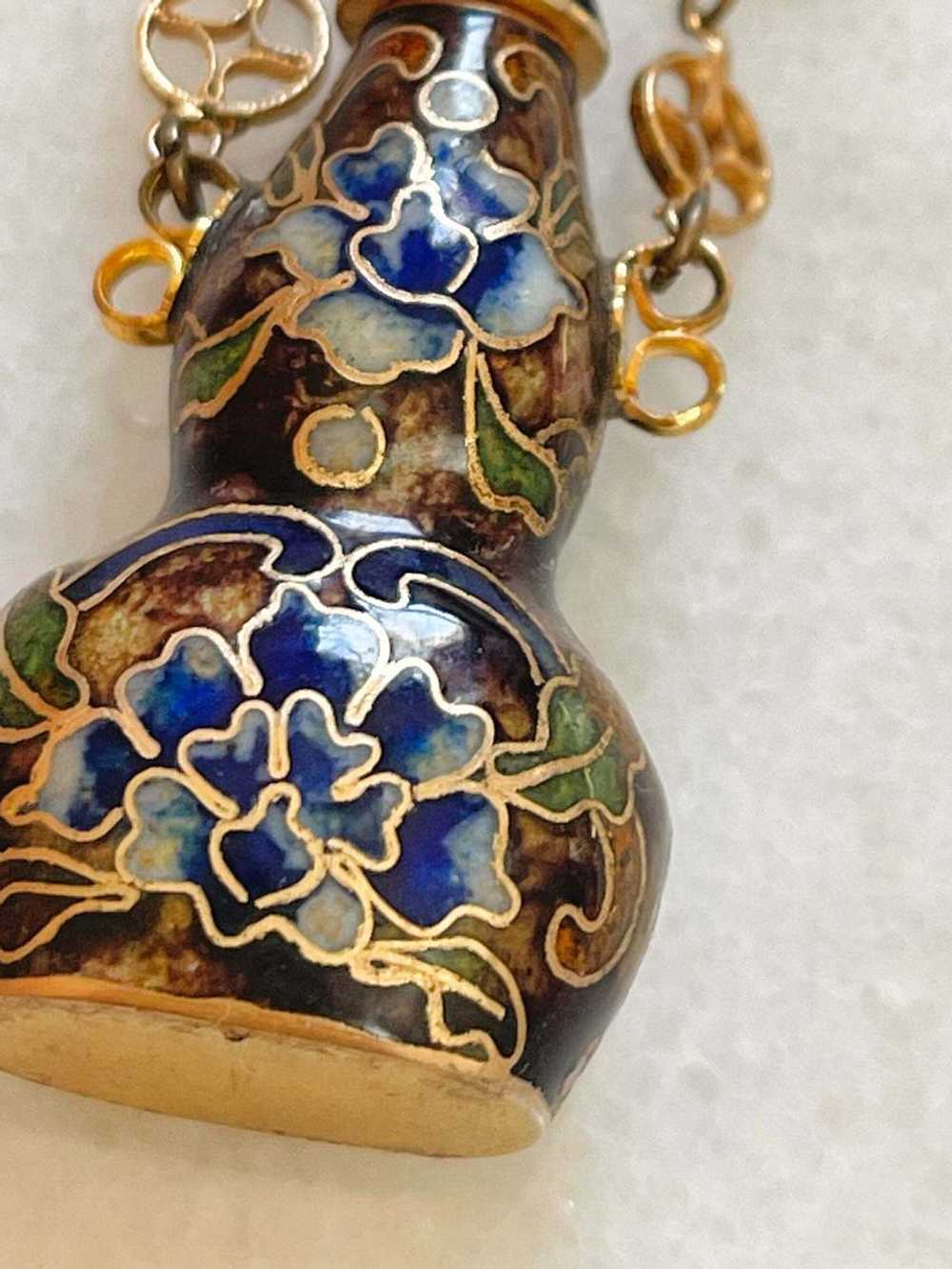 Vintage 70's Chinese Cloisonné Vessel Pendant |… - image 4