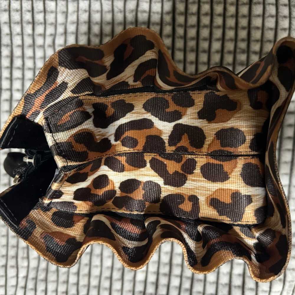 Harvey’s Seatbelt leopard Lolita - image 9