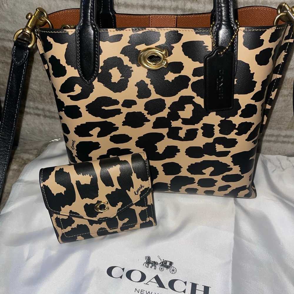 Coach willow tote 24 with wallet - image 2