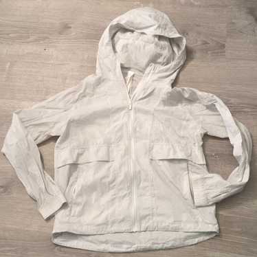 Lululemon Lululemon Hood Lite Jacket White size 8