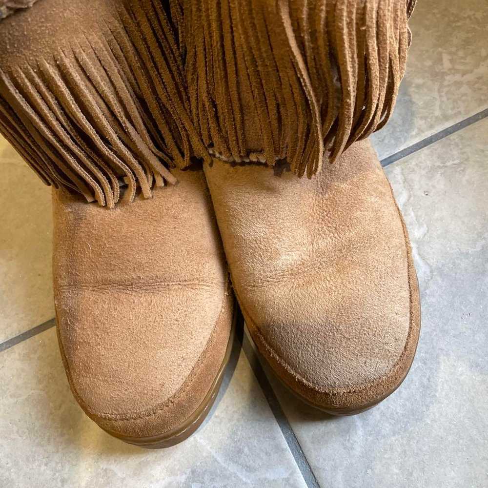 Minnetonka Brown Sheepskin Boots Size 7 - image 3