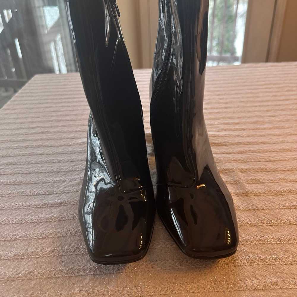 Steve Madden Ankle Boots 9M New and Shiny - image 3