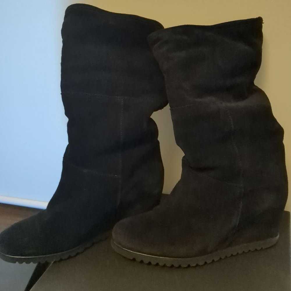 BARNEYS NEW YORK Women's Short Boots Size 38 - image 2