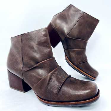 Kork-Ease Kissel Boots Women 11M Brown Ankle Boot… - image 1