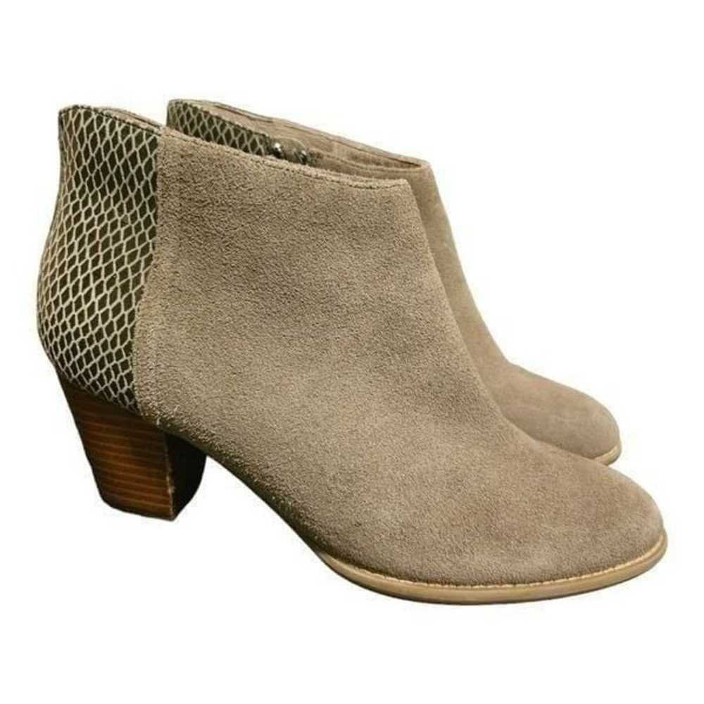 VIONIC Bromley Taupe Ankle Boots Suede Embossed S… - image 1