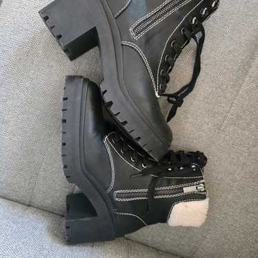 Steve Madden Jaydin Combat Boots Size 8