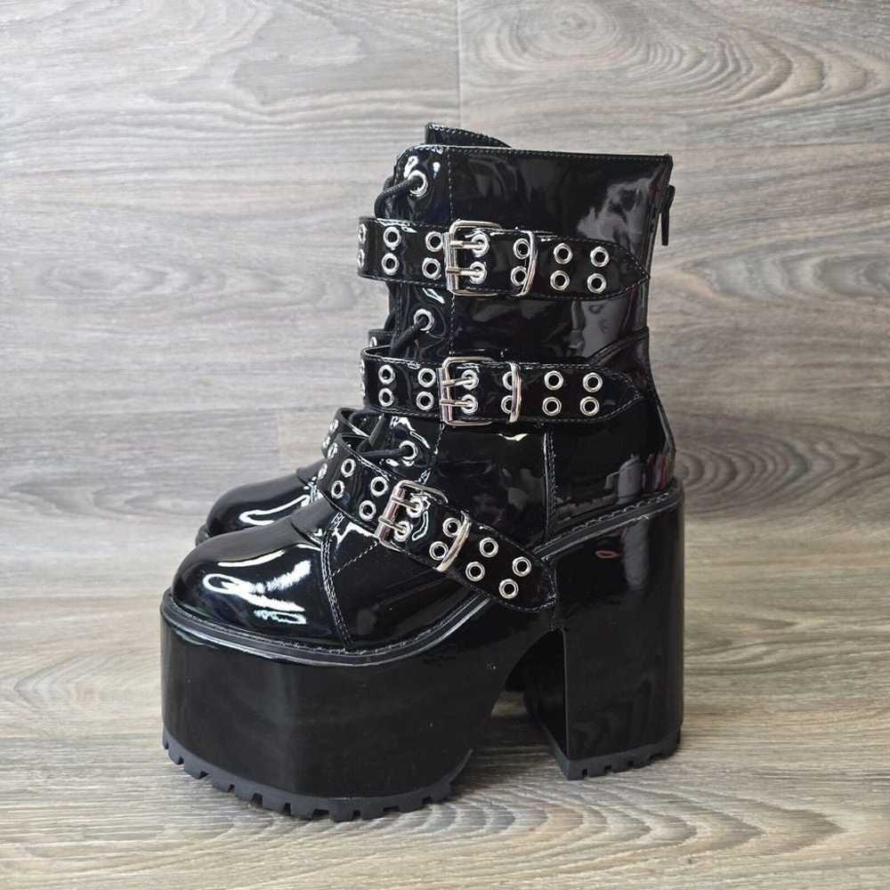 NEW YRU Smash Strapped Platform Boots W 8 Black R… - image 4