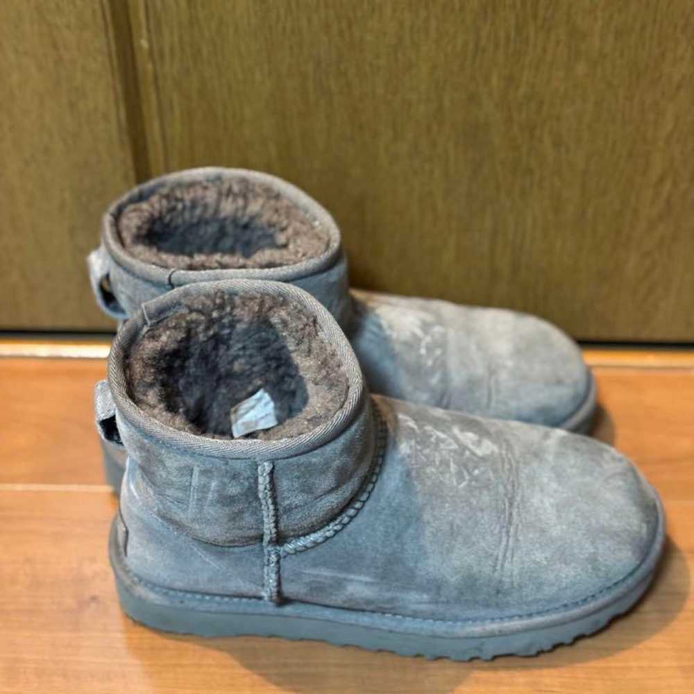 UGG Sheepskin Boots Gray 23cm - image 4