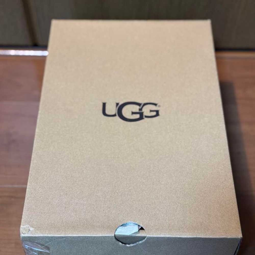 UGG Sheepskin Boots Gray 23cm - image 7