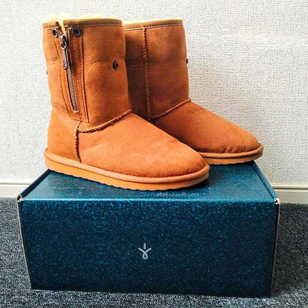 EMU Australia Camel Sheepskin Boots with Box, 23cm - image 2