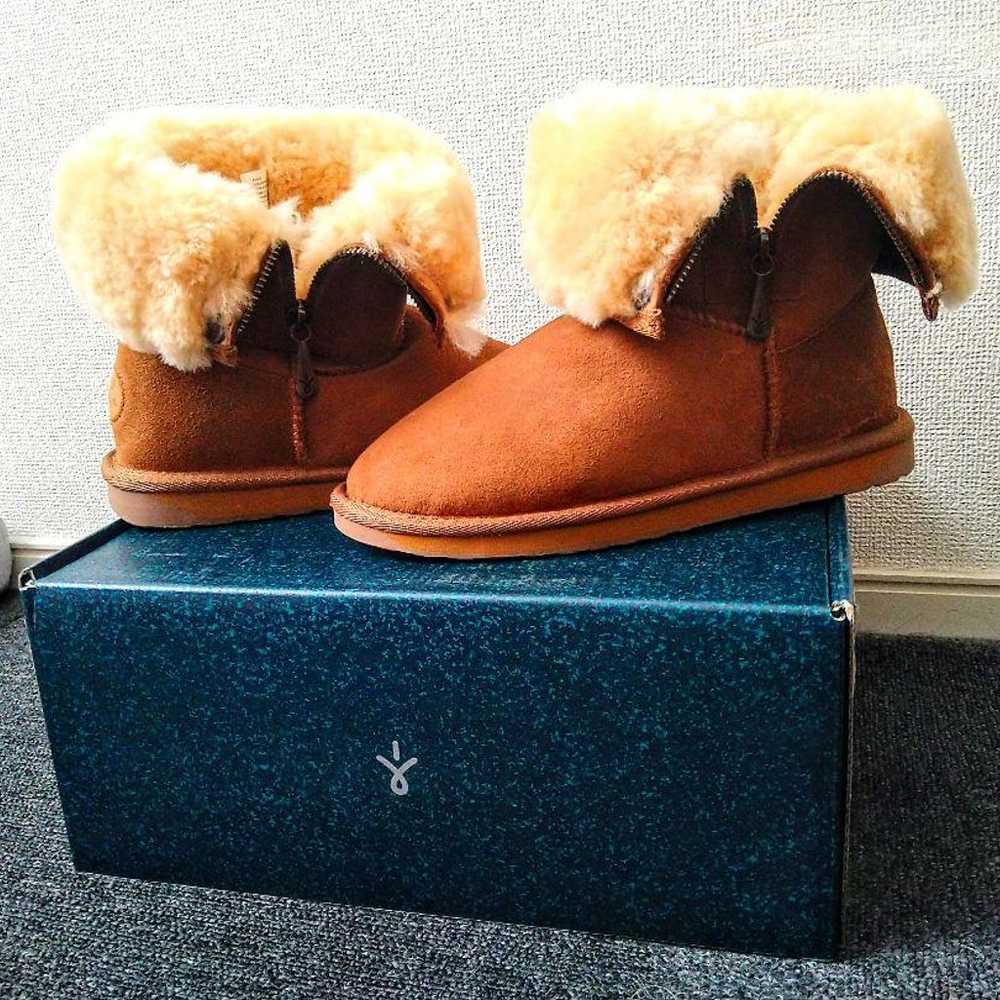 EMU Australia Camel Sheepskin Boots with Box, 23cm - image 4