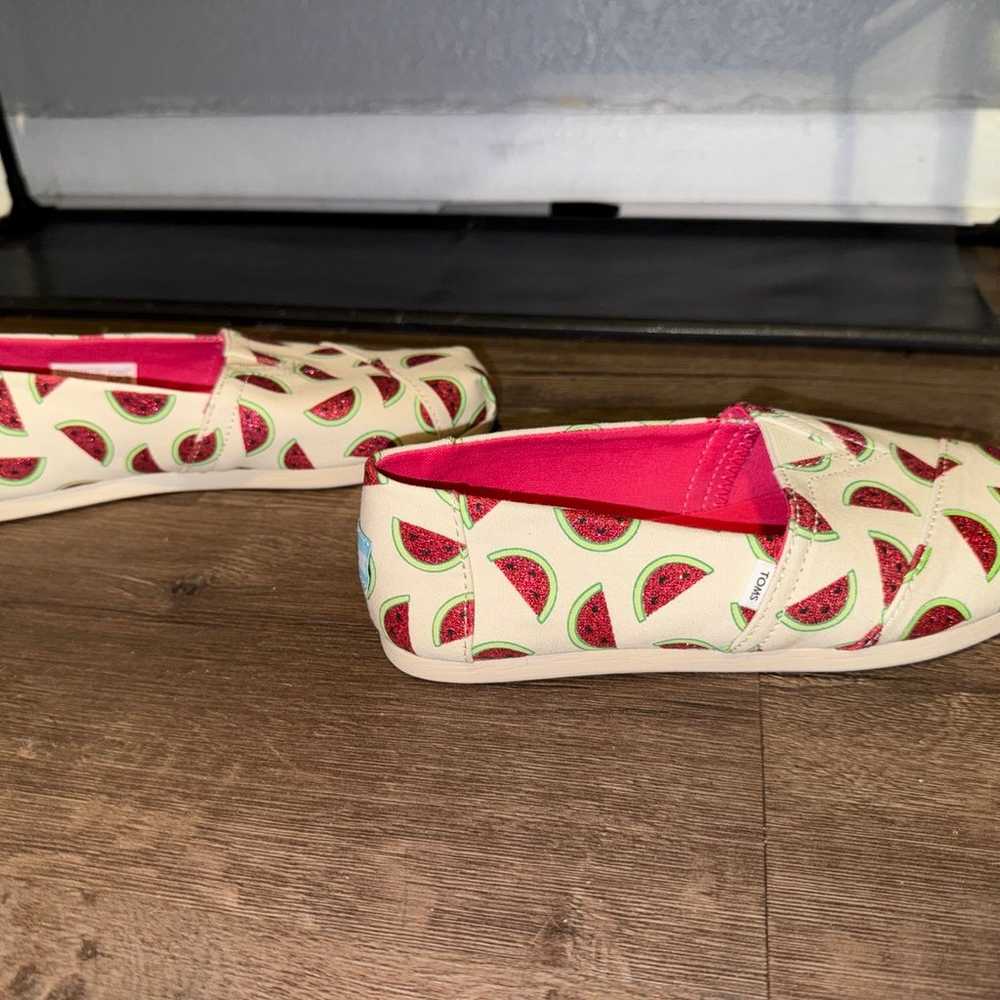 TOMS Watermelon Print - 6.5 Womens - image 4