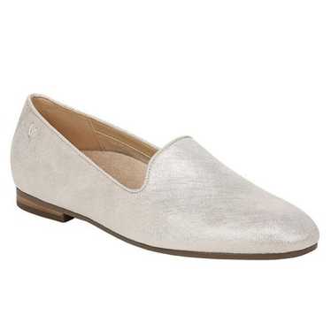 Vionic Willa Flat in Silver Size 8 - image 1