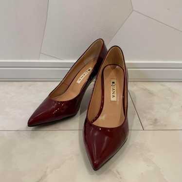 DIANA Bordeaux Enamel Pointed-Toe Pumps