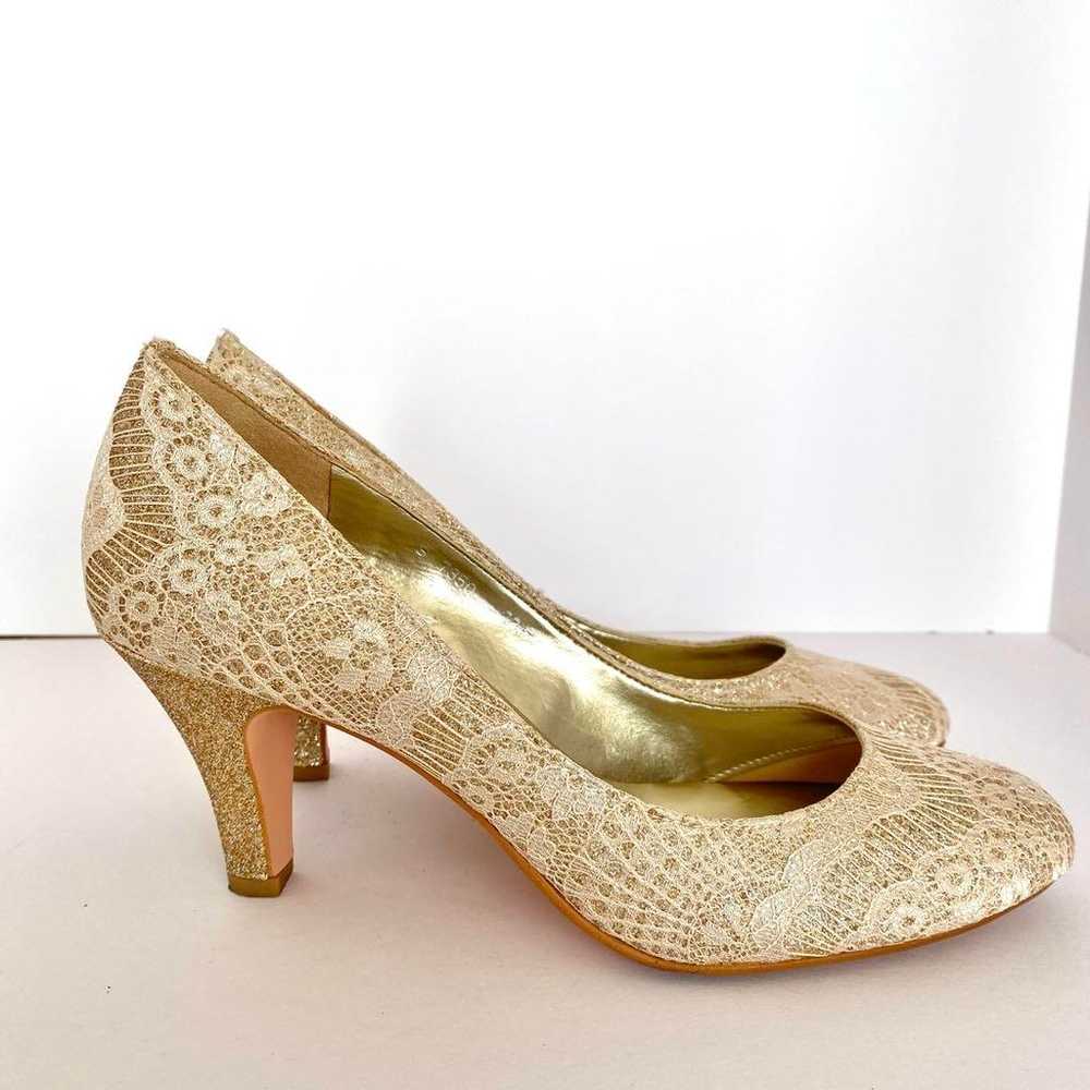 [Sofia Collection] Gold Lace Pumps - image 2